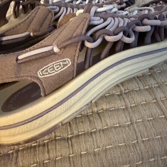 Size 9 WOMENS Keen Uneek GRAY Paracord Cord Rope Hiking Sandals Water Shoes - Picture 6 of 10